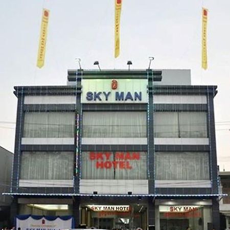 Sky Man Hotel Gyogon Экстерьер фото