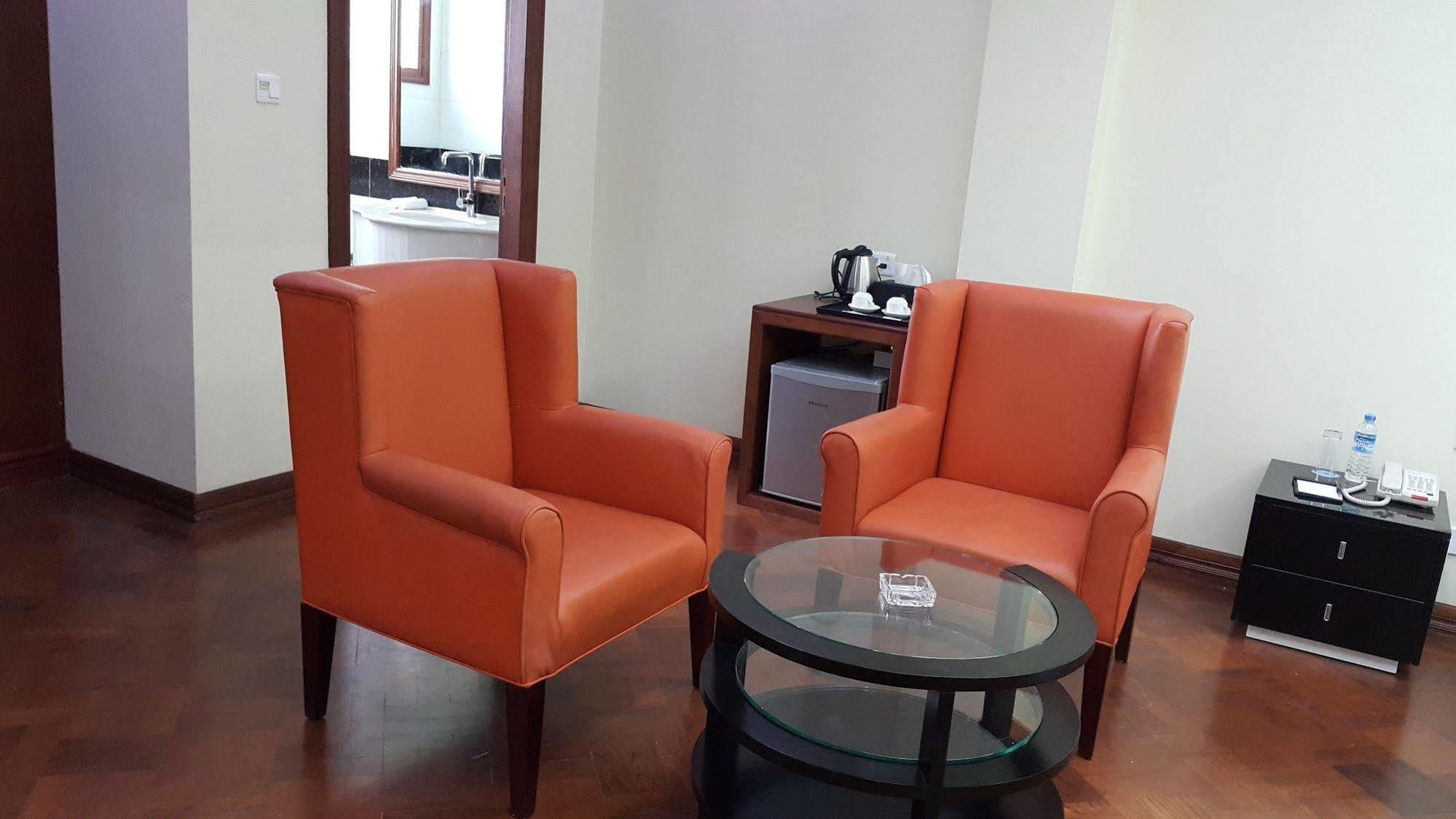 Sky Man Hotel Gyogon Экстерьер фото
