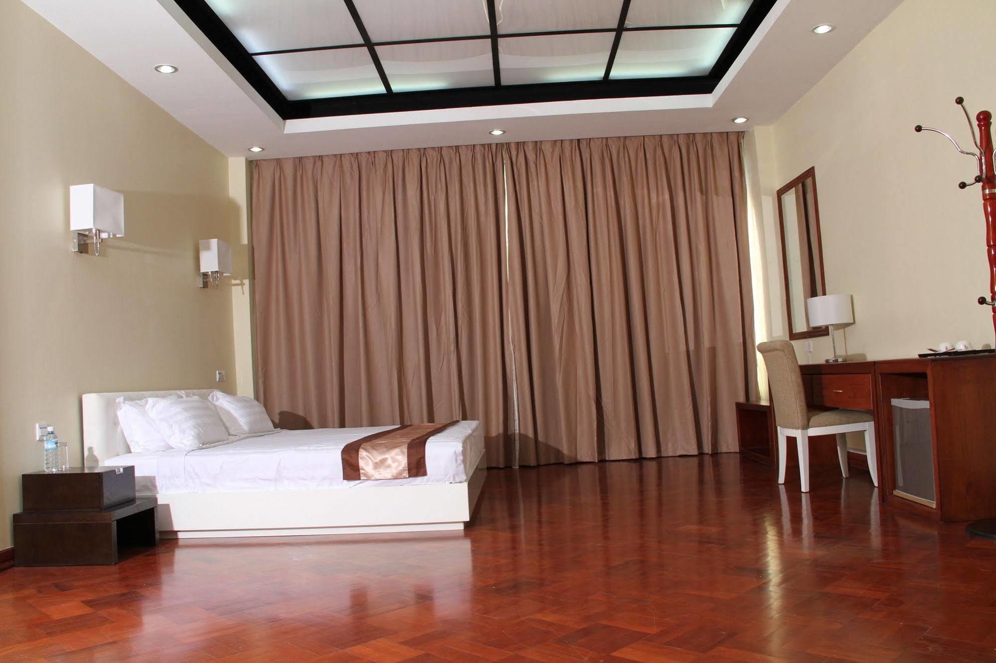 Sky Man Hotel Gyogon Экстерьер фото