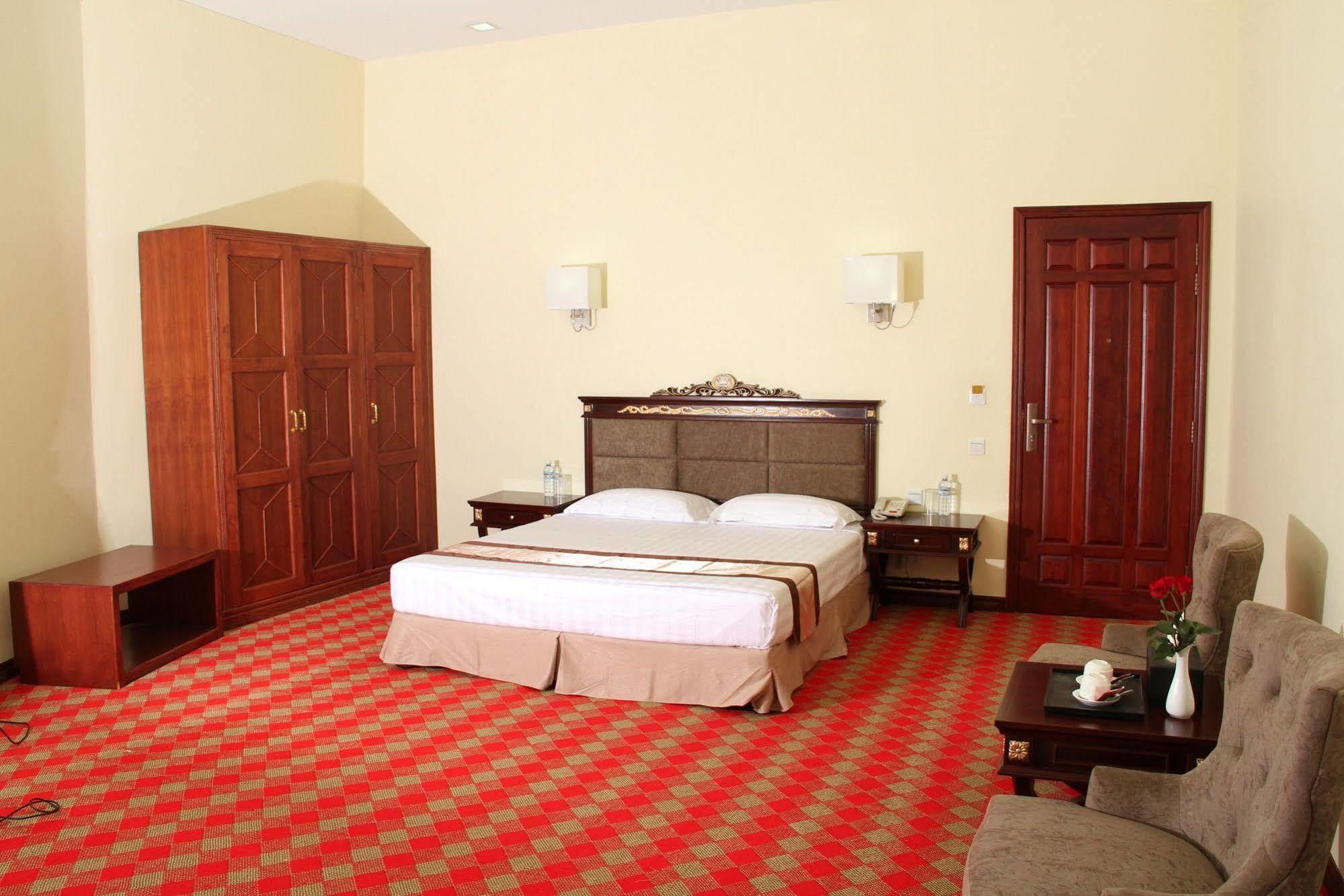 Sky Man Hotel Gyogon Экстерьер фото